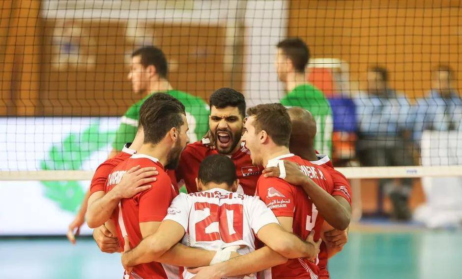 伊朗球队在亚洲足球比赛中占优势 伊朗球队在亚洲足球比赛中占优势