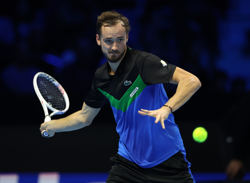 开云足球直播-西班牙网球队横扫欧洲网球队，梅德韦杰夫统治全场的简单介绍