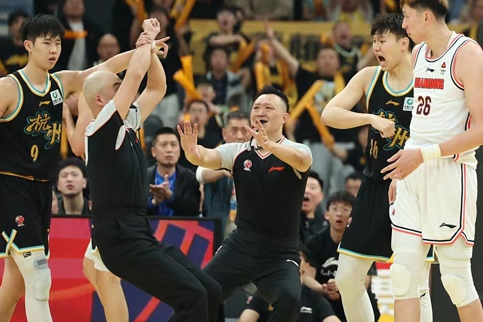 开云下载-塞浦路斯队奋力拼搏，成功晋级欧锦赛四强的简单介绍