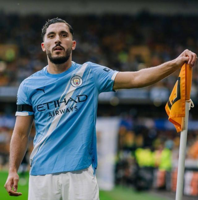 开云APP-包含曼城主帅透露战术调整，球迷期待新变化的词条