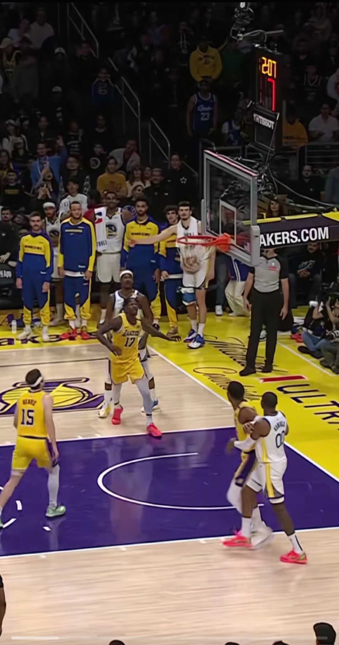 包含勇士主场再胜强敌,稳固西部前列位置的词条 包含勇士主场再胜强敌,稳固西部前列位置的词条