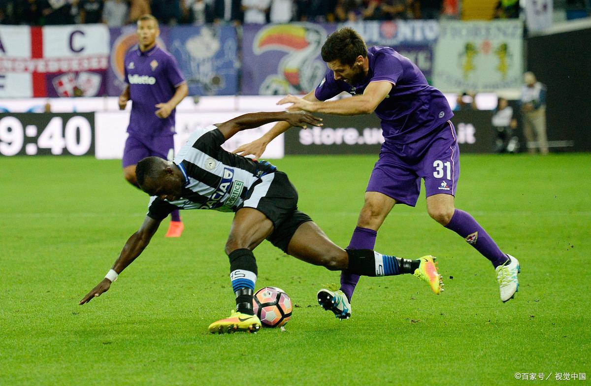 包含乌迪内斯战平对手，保持不败记录的词条