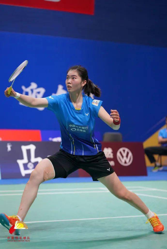 印度羽毛球队爆冷日本羽毛球队，谌龙制霸全场