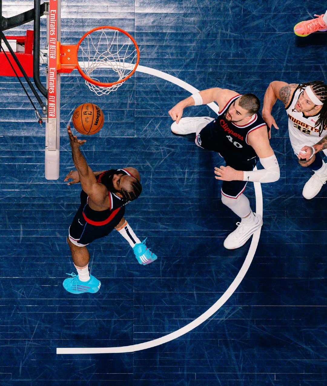 开云体育入口-关于魔术横扫青岛队，哈登惊艳四座的信息