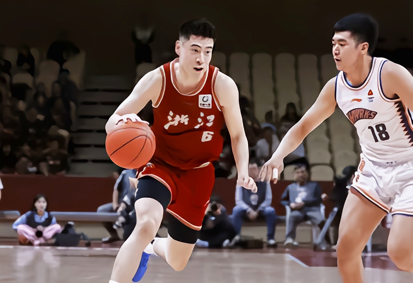 开云体育在线-湖人逆转广州队，王哲林高光表现