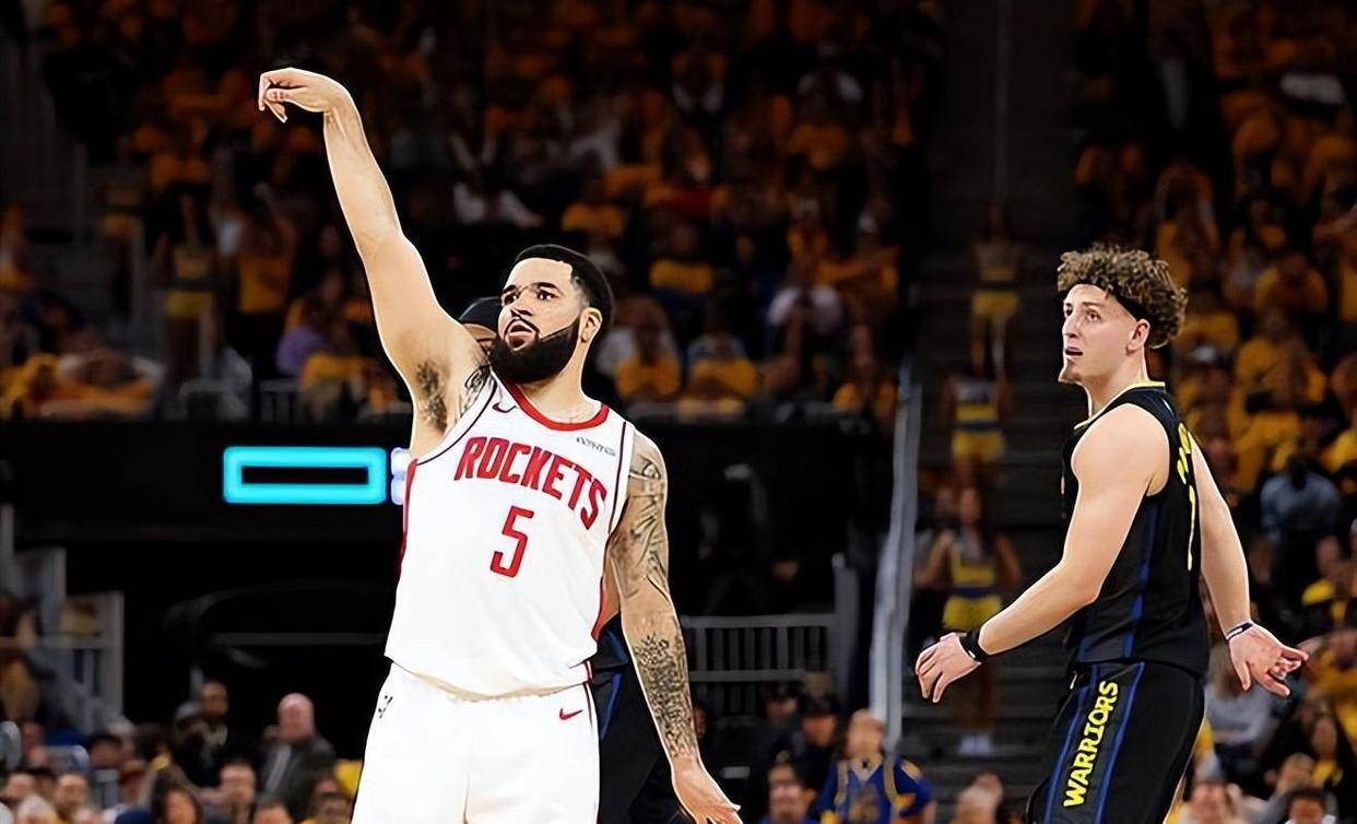 开云体育直播-鹈鹕逆转凯尔特人，范弗利特状态火热