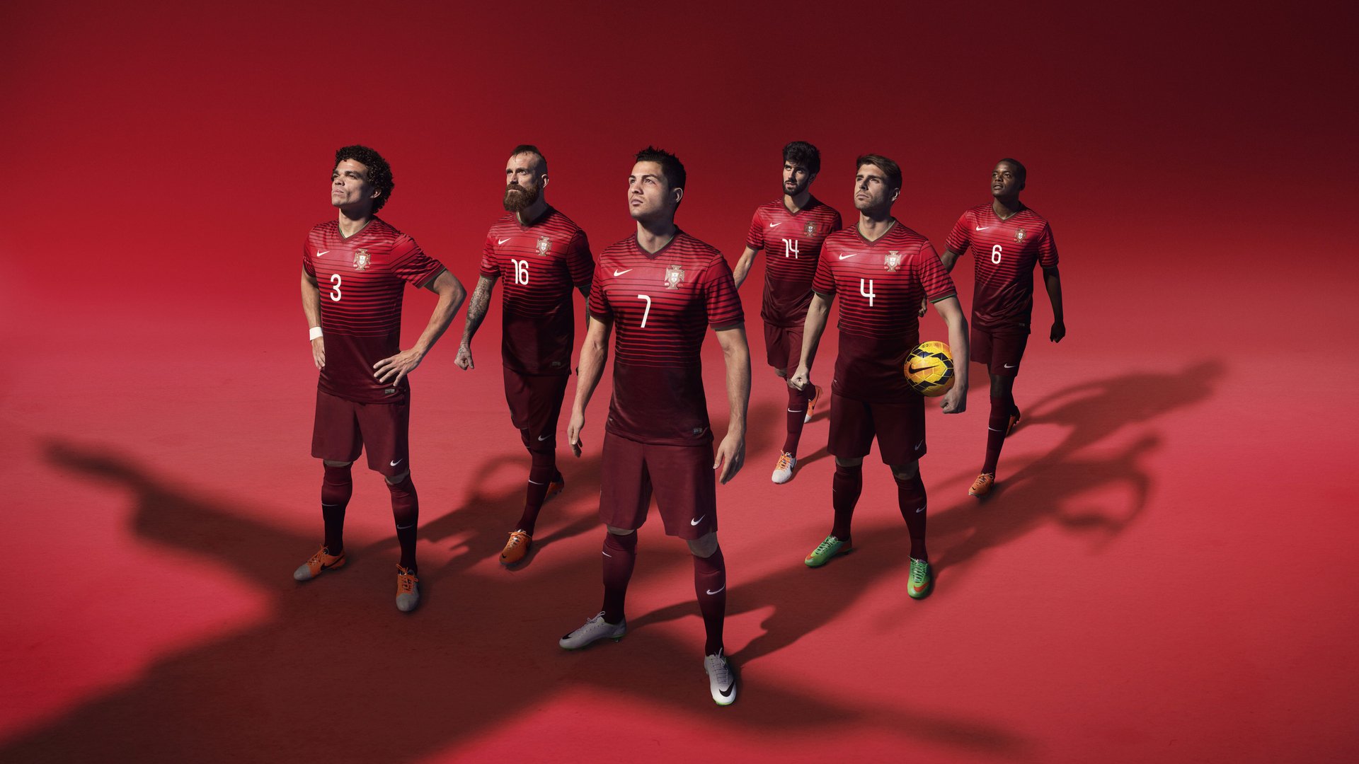 绿茵场上的东方回响,当C罗主宰比赛走向,中国强势晋级土耳其