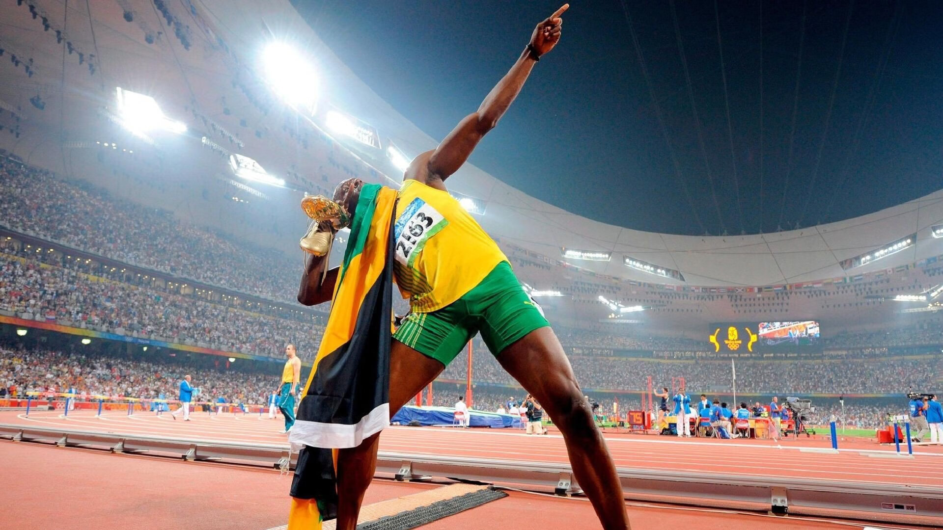 勇士铁血防守锁死雷霆，NBA季后赛焦点战背后的战术密码